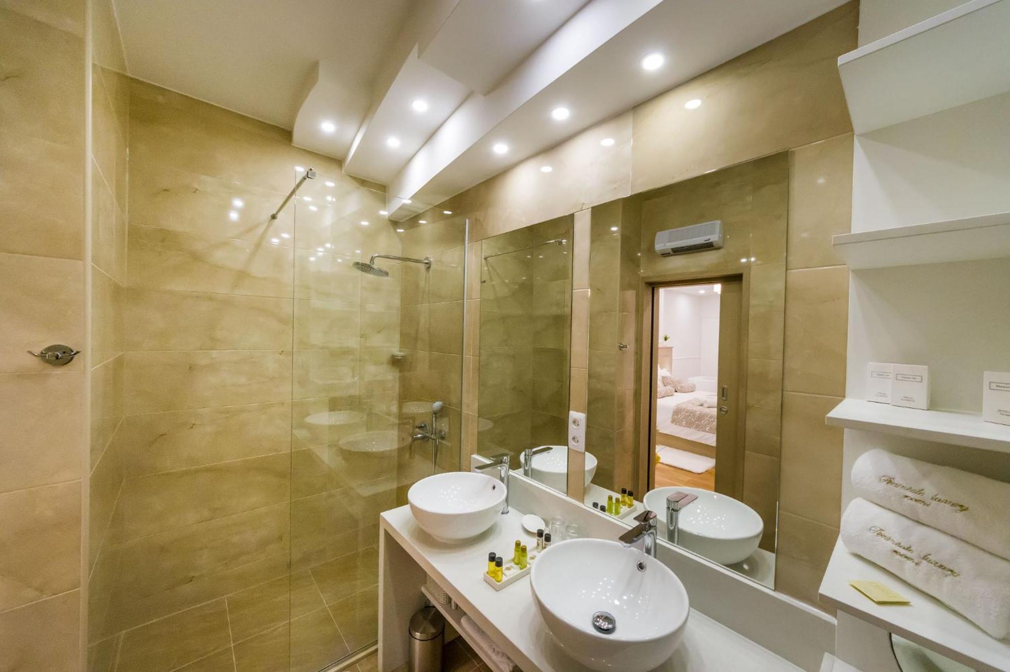Peninsula Luxury Suite Ζαντάρ Εξωτερικό φωτογραφία